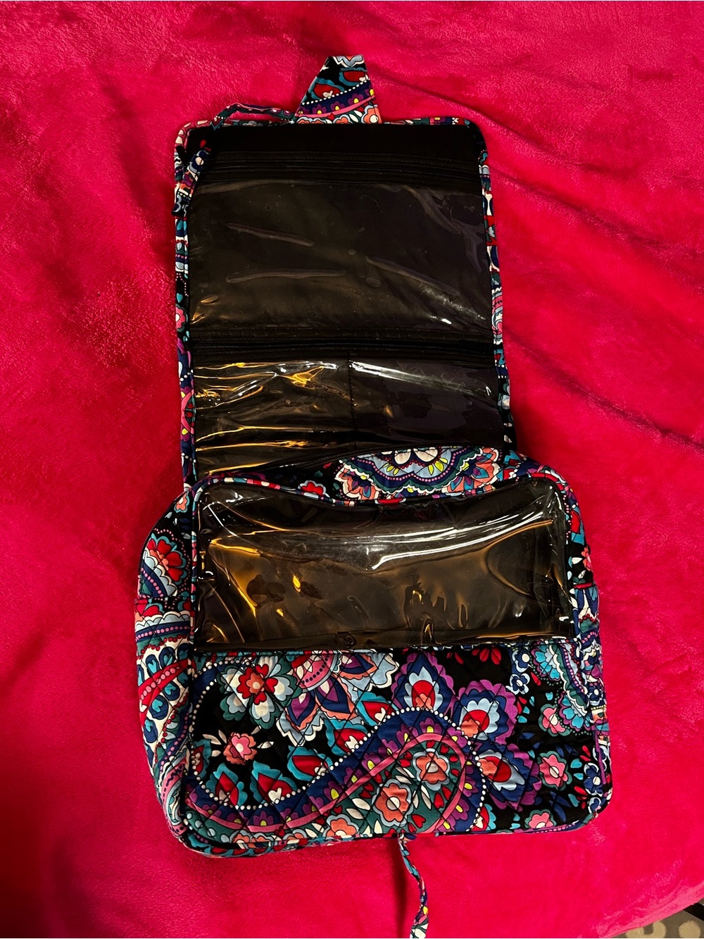 Haymarket Paisley Grand Hanging Organizer- Vera Bradley 2020